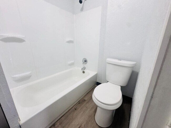 Building Photo - 3616 W 47th St