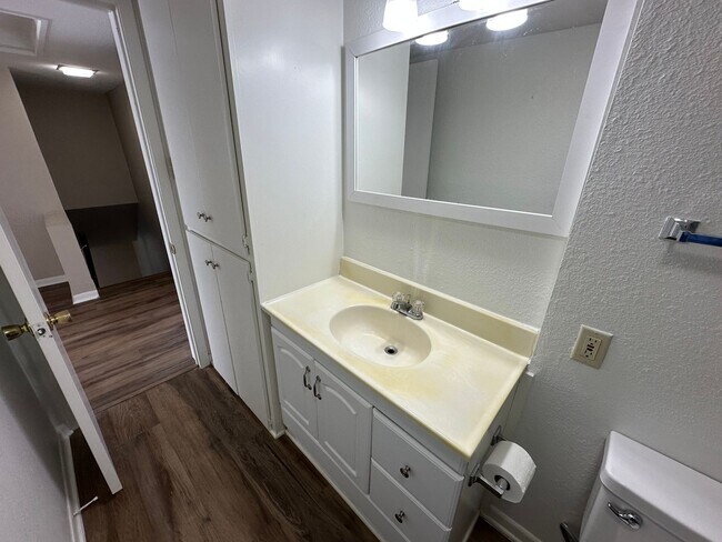 Building Photo - 15930 Hwy 64 E