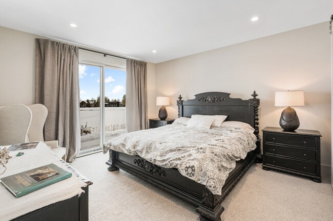 Building Photo - 45 Duckhorn Ln