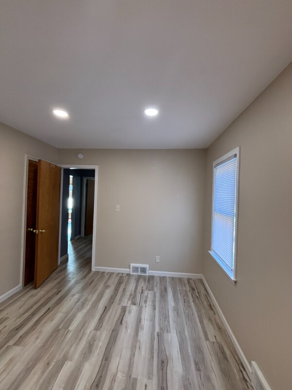 Building Photo - 1429 Venice St