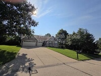 Building Photo - 956 Briar Green Ct