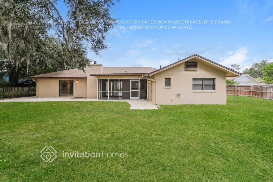 Building Photo - 1403 Live Oak Ct