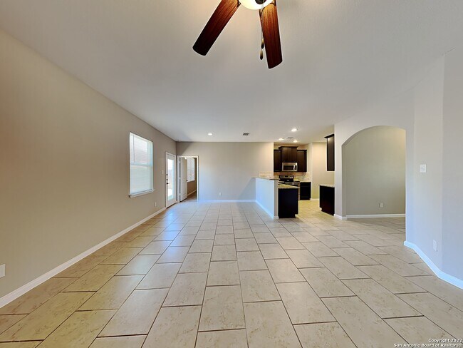 Building Photo - 7715 Watersedge Cove