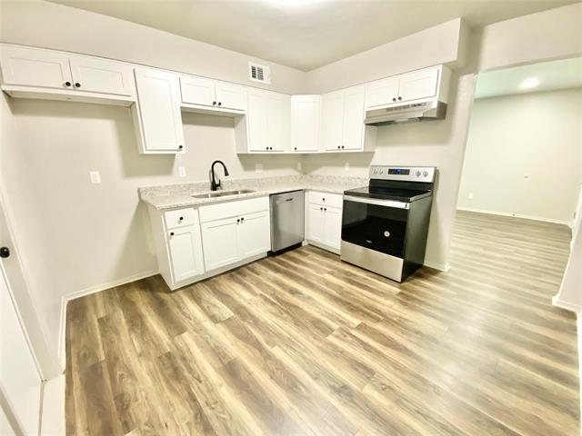 Building Photo - 117 E Sanford St