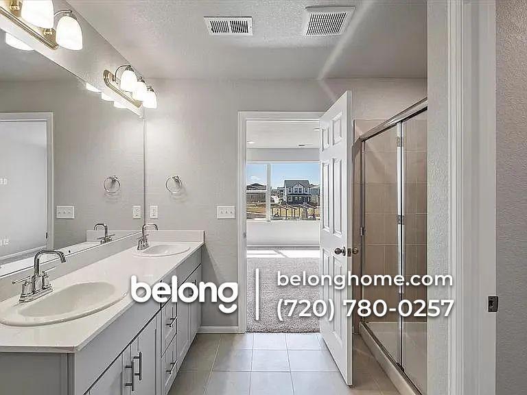 Building Photo - 6377 N Netherland Ct