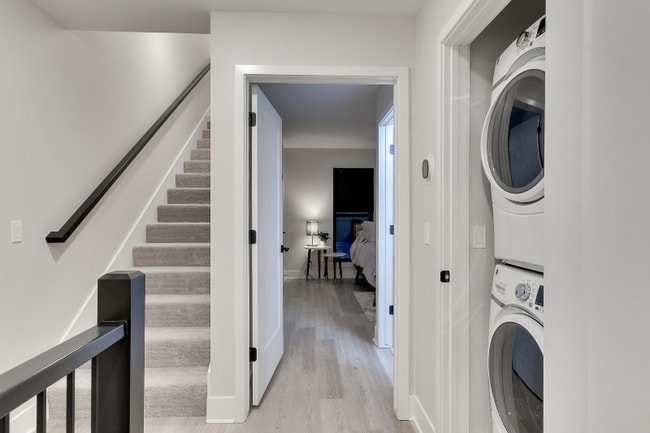 Building Photo - 1013 Park Ave