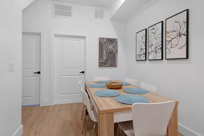 Building Photo - 234 Webster Ave