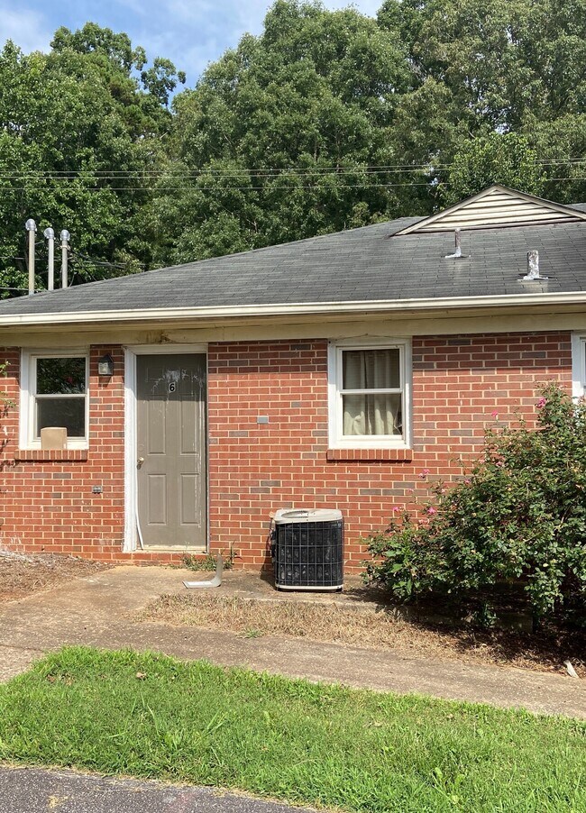 1307 County Home Rd 1307 County Home Rd Conover NC 28613 Apartment