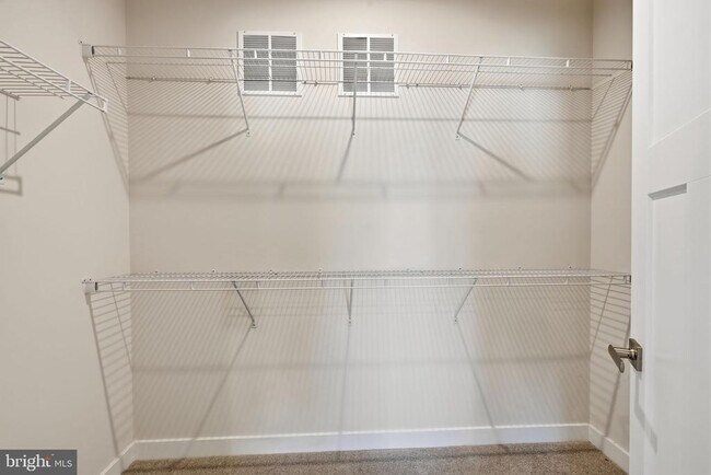 Building Photo - 30 Dolcie Ln