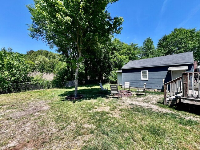 Building Photo - Charming 3 bedroom located in the heart of Chesapeake
