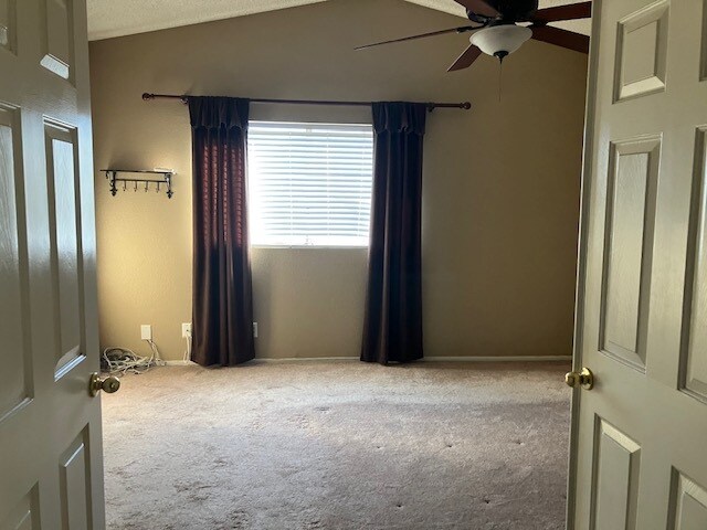 Master Suit room 1 - 16285 Barbee St