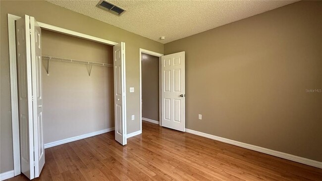 Building Photo - 2406 Violet Ct