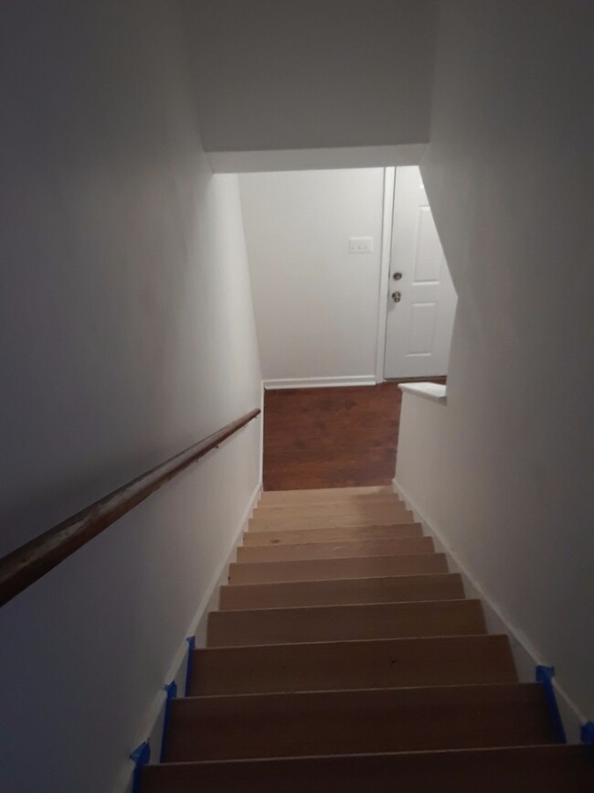 Building Photo - West End, Maymount, Fan Area