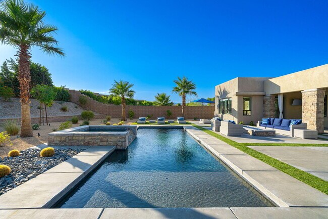 Building Photo - 74425 Zeppelin Dr