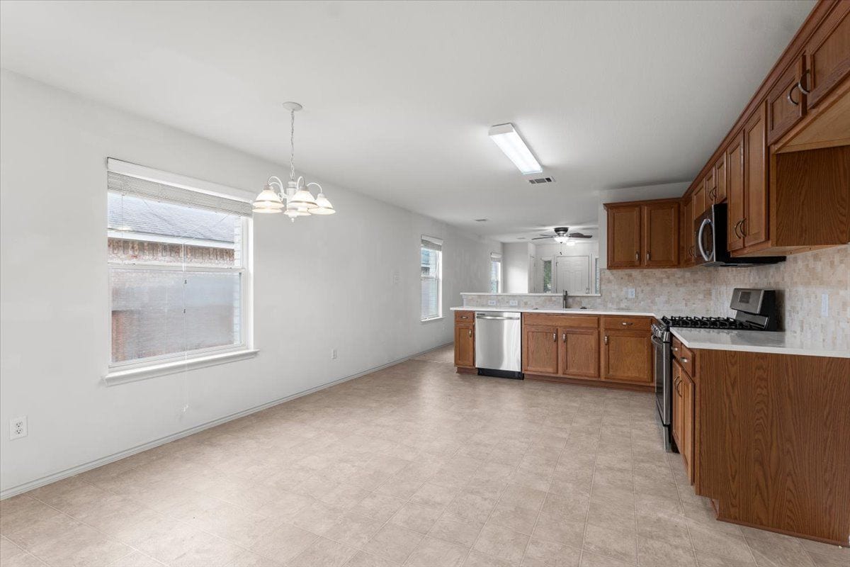 Building Photo - 14513 Spearmint Tea Trail