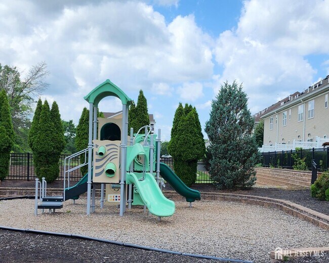 Building Photo - 548 E Celebration Way