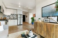 Building Photo - 915-963 Minna St