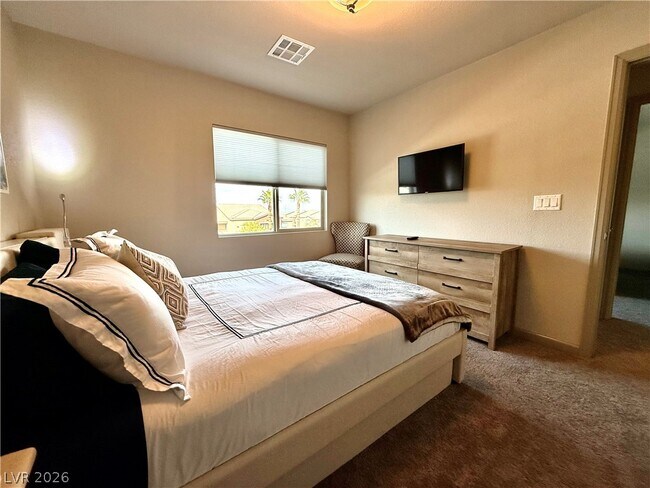 Building Photo - 8044 Carpenter Creek Ave