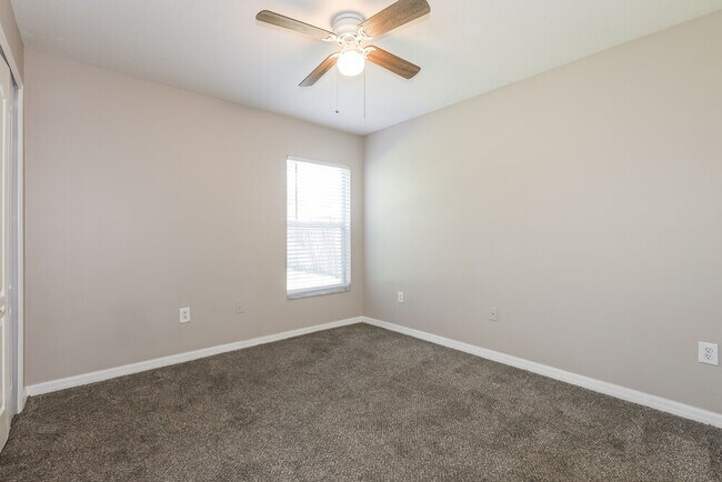 Building Photo - 11239 Lake Lanier Dr