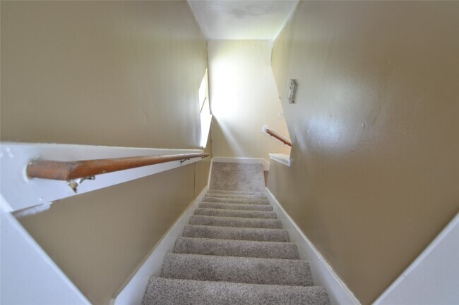 Building Photo - 3811 E Traditions Ct