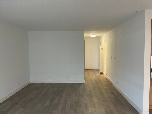 Building Photo - 13427 Roselle Ave