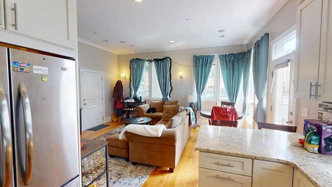 Building Photo - 57 Preble St