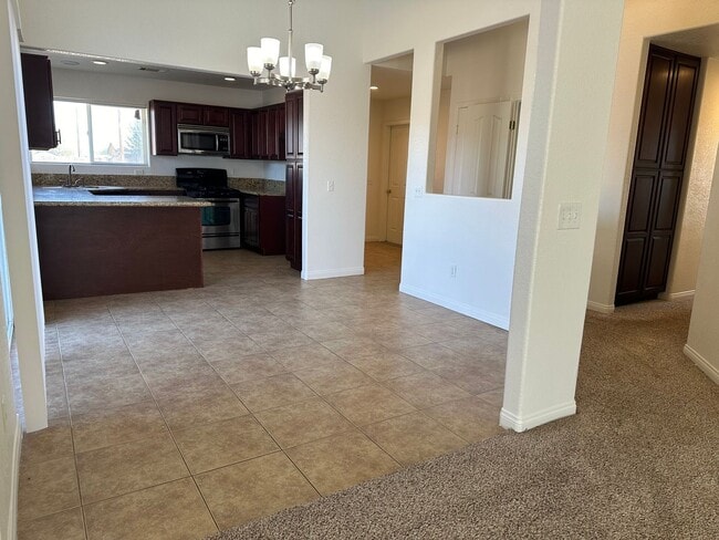 Building Photo - COMING SOON! 3+2+ Bonus Room with attached garage