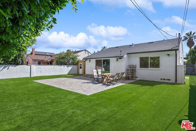 Building Photo - 12849 Tiara St