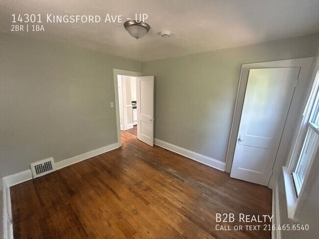 Building Photo - 14301 Kingsford Ave