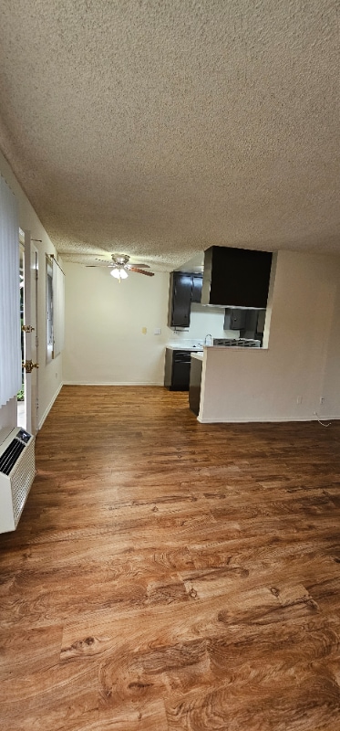 Building Photo - 10635 Colima Rd