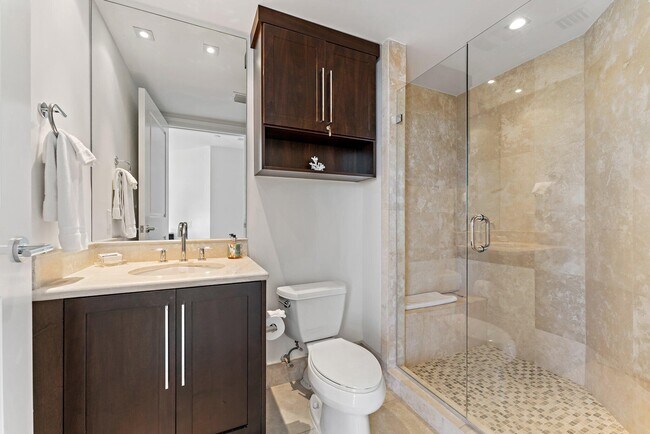 Building Photo - 2700 N Ocean Dr