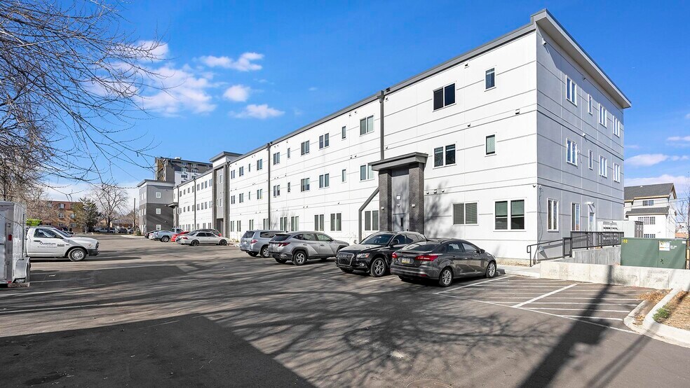 Building Photo - 2720 S Federal Blvd