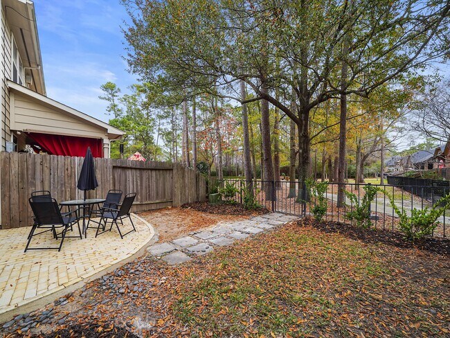 Building Photo - 17814 Arapaho Hill Ln