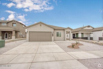 Building Photo - 14929 Tierra Crystal Ave