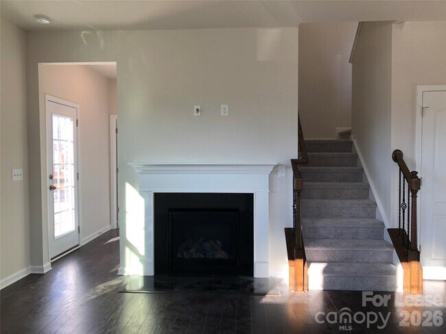 Building Photo - 3001 Deep River Wy