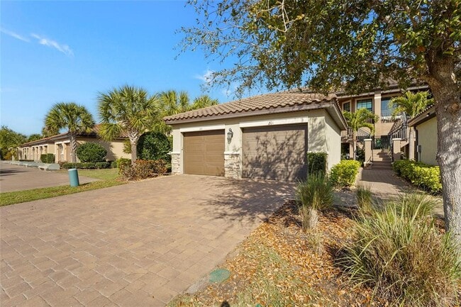 Building Photo - 13731 Messina Loop