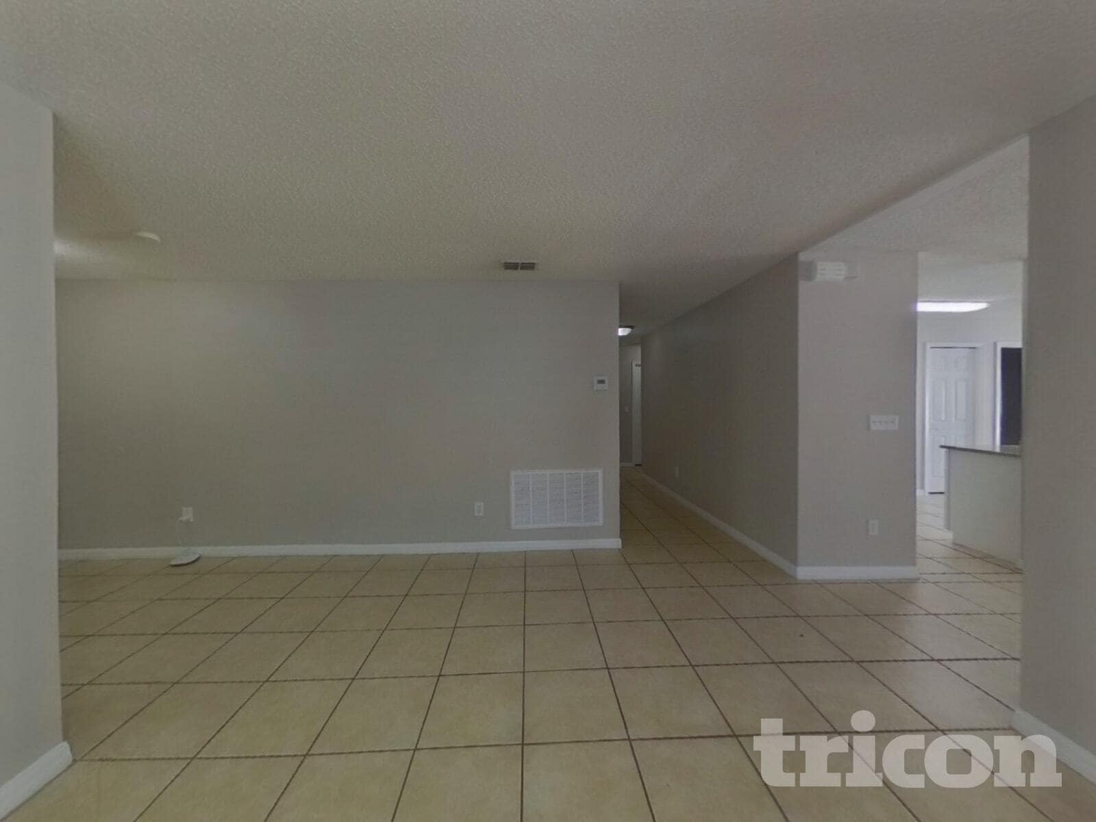 Building Photo - 3247 Amberley Park Cir