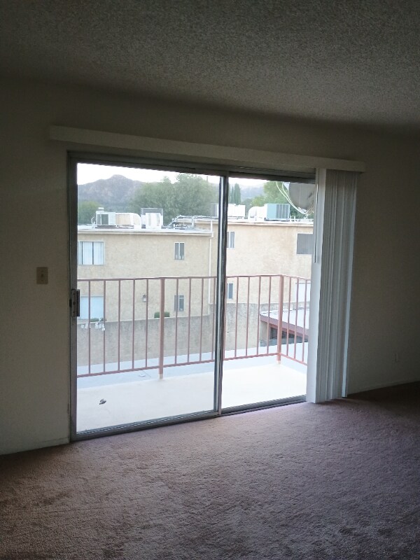 Building Photo - 27626 Violin Canyon Rd