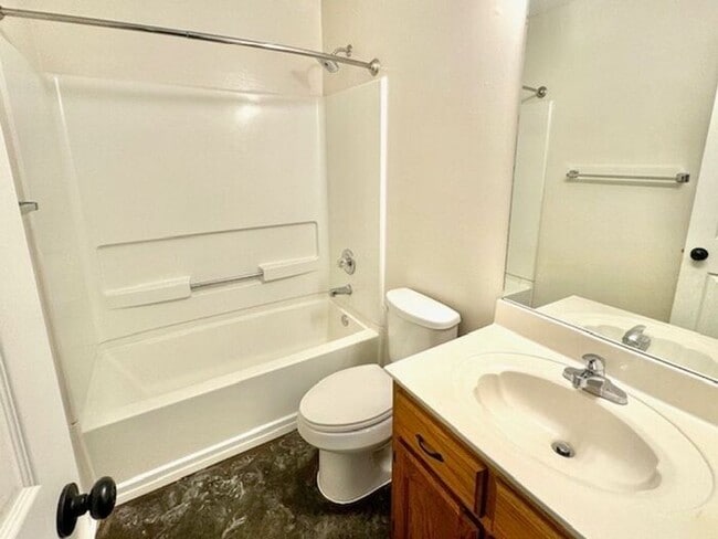 Building Photo - Now Leasing A 4 Bedroom 2 Bath Home in Sou...
