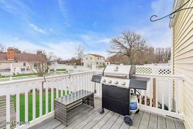 Building Photo - 19 Fieldstone Ln