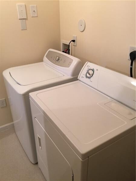 Building Photo - 5800 W Sample Rd