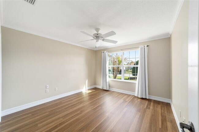 Building Photo - 1109 Alcove Loop