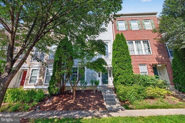 Building Photo - 3614 Sprigg St S