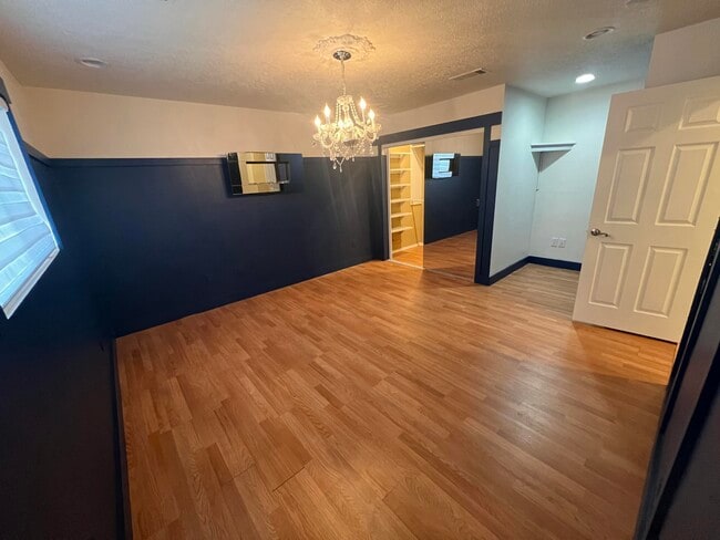 Building Photo - 6116 Cloudcroft Rd NW