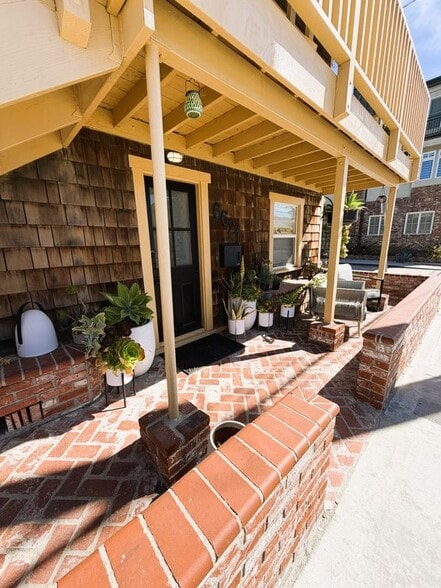 Building Photo - 6621 E Ocean Blvd