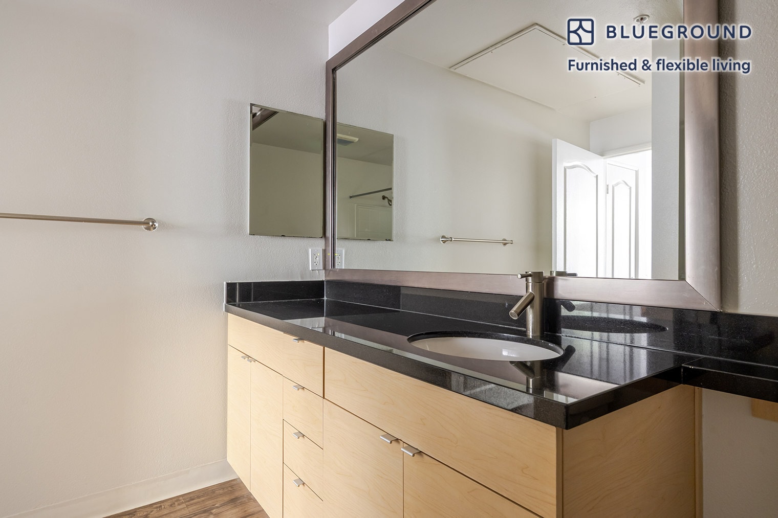 Building Photo - 13603 Marina Pointe Dr