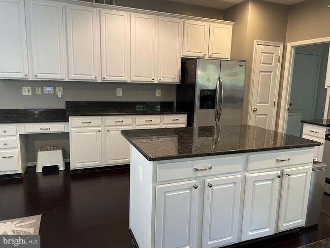 Building Photo - 5317 Poplar Valley Ct