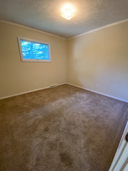 Building Photo - 944 Juniper St