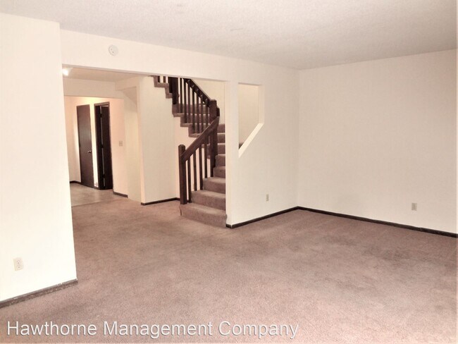 Building Photo - 3 br, 3.5 bath House - 409 Foxfire Drive