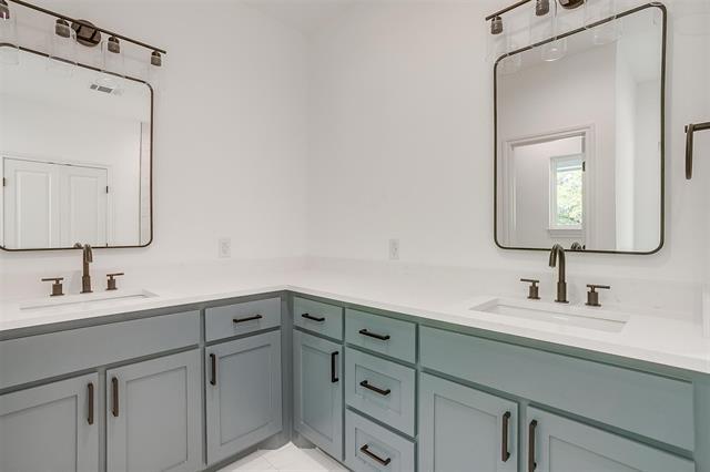 Building Photo - 3815 Silver Creek Ct